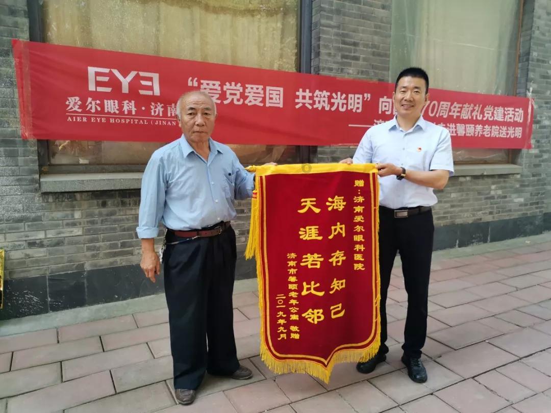 手把手教你做蒜香鸡翅,外焦里嫩高颜值好滋味